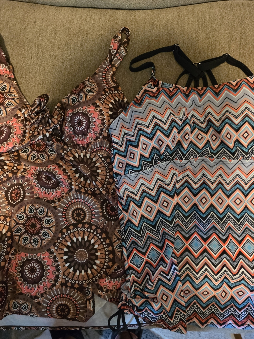 Bundle Of 2 Tankini Tops Multicolor Mandala Print & NWT Yonique Multicolored Geo